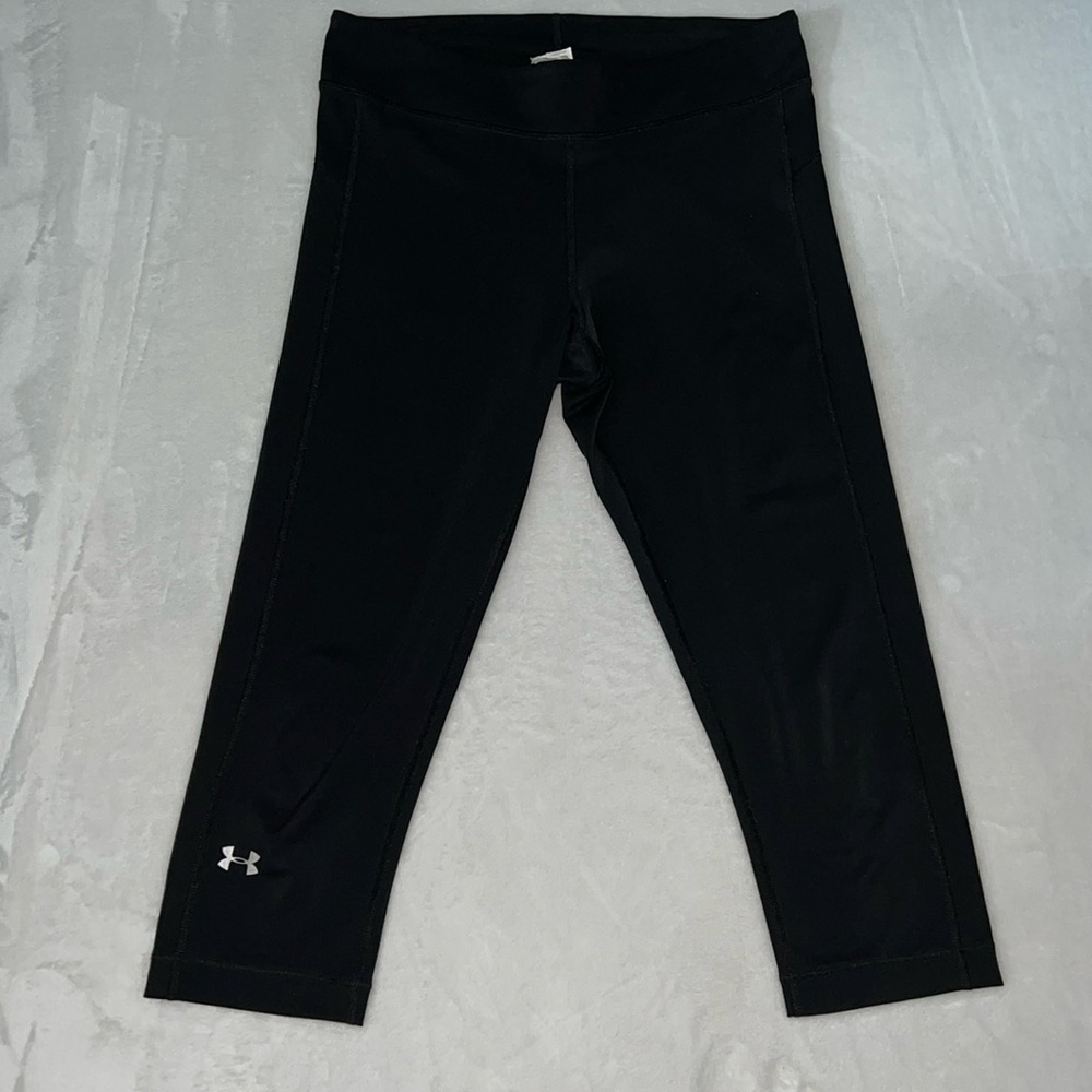 Under Armour Black Spandex Capri/Cropped Work Out Leggings Size Medium